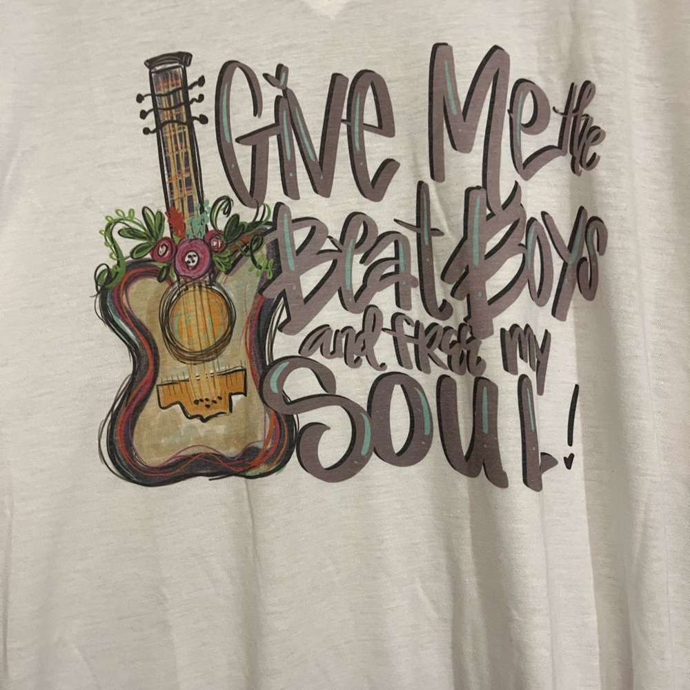 XXL T -Shirt ‘Give me the beat and free my soul’ graphics